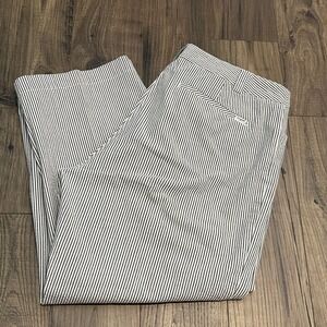 Lizgolf Audra Seersucker Crop Pant Navy Blue White Striped Women 12 Golf Trouser